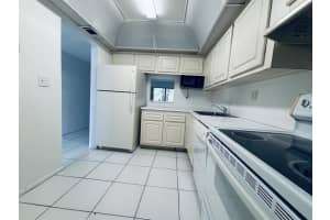 7925 Fairview Dr 208, Tamarac, FL 33321 - MLS#F10529606