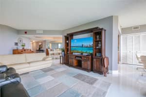 7100 Radice Court, Lauderhill, FL 33319 - MLS#F10529612