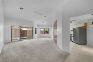 9364 Chelsea Dr N, Plantation, FL 33324 - MLS#F10529617
