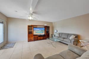 1300 N 12th Ct 8B, Hollywood, FL 33019 - MLS#F10529625
