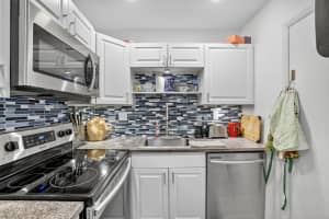 3040 NE 16th Ave 411, Oakland Park, FL 33334 - MLS#F10529627