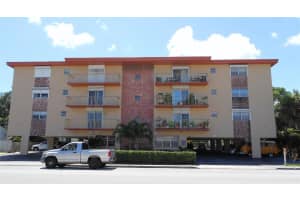 2010 Fillmore Street, Hollywood, FL 33020 - MLS#F10529674