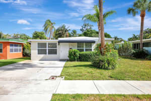 933 SW 19th St, Fort Lauderdale, FL 33315 - MLS#F10529680