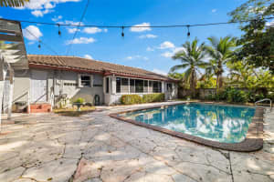 516 NE 23rd St, Wilton Manors, FL 33305 - MLS#F10529693