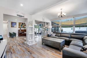 1015 NE 18TH ST, Fort Lauderdale, FL 33305 - MLS#F10529744