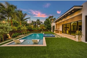 215 NE 28th Ct, Wilton Manors, FL 33334, Sold 10/02/25