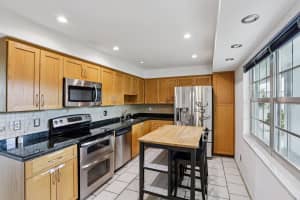 4015 W Palm Aire Drive 106, Pompano Beach, FL 33069 Sold 12/09/25