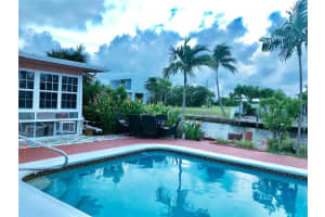 230 Lake Ct, Lauderdale By The Sea, FL 33308 - MLS#F10529804