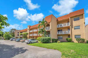 9301 Sunrise Lakes Boulevard 207, Sunrise, Fl 33322, Sunrise