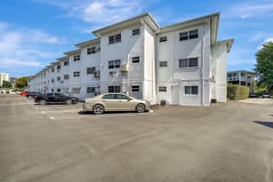 161 NE 10th Ave, Hallandale Beach, FL 33009 - MLS#F10529819