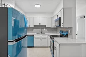 1821 Middle River Dr 14, Fort Lauderdale, FL 33305 - MLS#F10529848