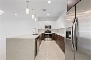 1428 SW 4th Ave 1428, Fort Lauderdale, FL 33315 - MLS#F10529865