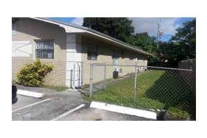 716 Sw 7th St 1, Dania Beach