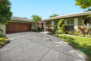 10044 Ramblewood Dr, Coral Springs, FL 33071 - MLS#F10529879