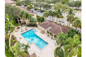 733 Riverside Dr 1216, Coral Springs