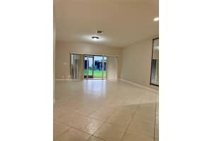 387 SW 122nd Ter 387, Pembroke Pines, FL 33025 - MLS#F10529910