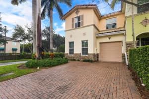 5224 SW 77th Way, Davie, FL 33328 - MLS#F10529923