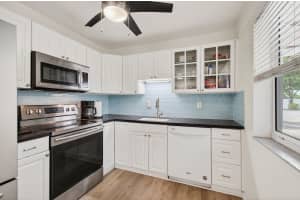 10 SE 13th St 1A, Boca Raton, FL 33432 - MLS#F10529941