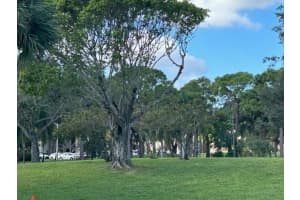 6061 N Falls Circle Dr 102, Lauderhill