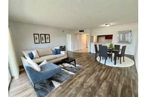 4174 Inverrary Drive 805, Lauderhill, FL 33319 - MLS#F10529967