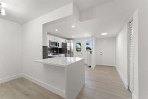 441 NE 195th St 302, Miami, FL 33179 - MLS#F10529968