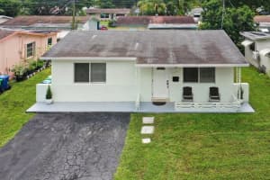 6888 Nw 30th St, Sunrise