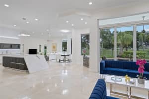 2534 Golf View Dr, Weston, FL 33327 - MLS#F10529985