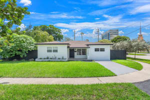 3262 Pierce St, Hollywood