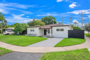 3262 Pierce Street, Hollywood, FL 33021 - MLS#F10530026