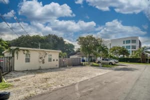 632-634 NW 14th Ter, Fort Lauderdale, FL 33311 - MLS#F10530029