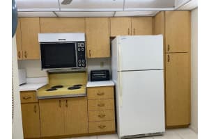 9423 S Hollybrook Lake Dr 203, Pembroke Pines, FL 33025 - MLS#F10530096