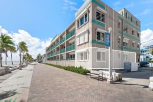 201 Van Buren St 109, Hollywood, FL 33019 - MLS#F10530103