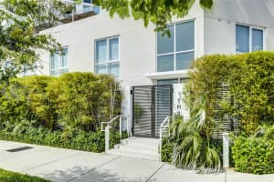 401 N Birch Rd TH3, Fort Lauderdale, FL 33304 - MLS#F10530109