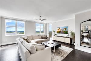 511 SE 5th Ave 2104, Fort Lauderdale, FL 33301 - MLS#F10530122