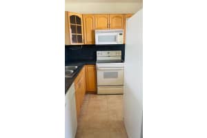 5111 W Oakland Park Blvd 306, Lauderdale Lakes, FL 33313 - MLS#F10530139