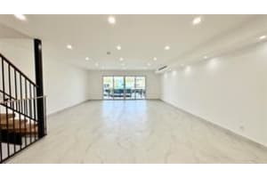 3822 NE 171st St, North Miami Beach, FL 33160 - MLS#F10530167