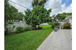 8406 NW 57th Ct, Tamarac, FL 33321 - MLS#F10530195