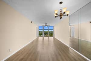 800 Parkview Dr 625, Hallandale Beach, FL 33009 - MLS#F10530224