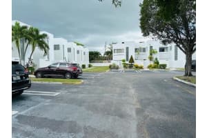 5040 Elmhurst Rd A, West Palm Beach, FL 33417 - MLS#F10530227