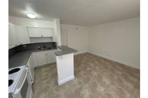 925 NE 17th Ave 4, Fort Lauderdale, FL 33304 - MLS#F10530229