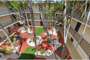 5370 Las Verdes Cr 319, Delray Beach