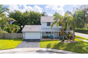 4770 Sw 57th Ter, Davie