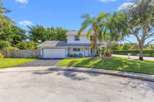 4770 SW 57th Ter, Davie, FL 33314 - MLS#F10530263
