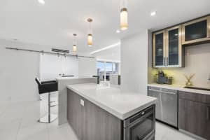 545 S Fort Lauderdale Beach Blvd 1703, Fort Lauderdale, FL 33316 - MLS#F10530264