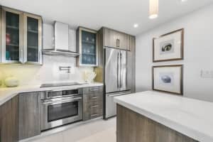 545 S Fort Lauderdale Beach Blvd 1703, Fort Lauderdale, FL 33316 - MLS#F10530264