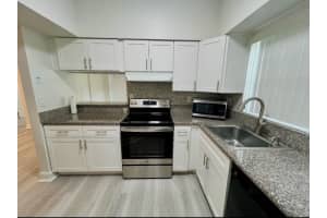 1761 Nw 96th Ter 3e, Hollywood