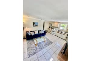 1310 NE 30th St 4, Fort Lauderdale, FL 33334 - MLS#F10530288