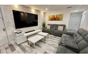 4751 NE 10, Oakland Park, FL 33334 - MLS#F10530300