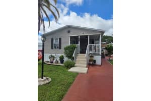 14651 Sunset Dr, Delray Beach, FL 33445 - MLS#F10530311