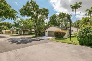 5614 Hammock Lane, Lauderhill, FL 33319 - MLS#F10530323